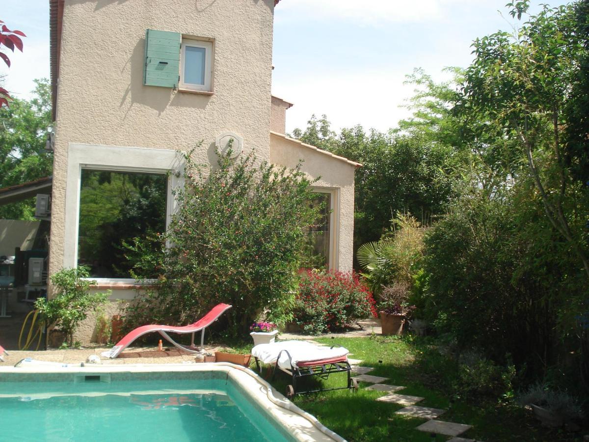 Appartement En Sous Sol De Villa Avec Acces Jardin Et Piscine Марсилия Екстериор снимка