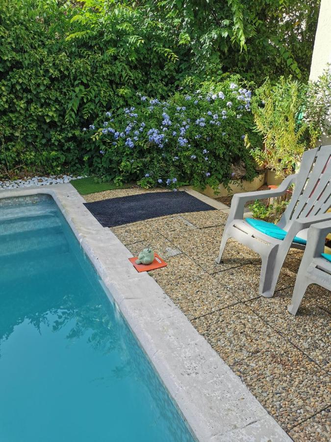 Appartement En Sous Sol De Villa Avec Acces Jardin Et Piscine Марсилия Екстериор снимка
